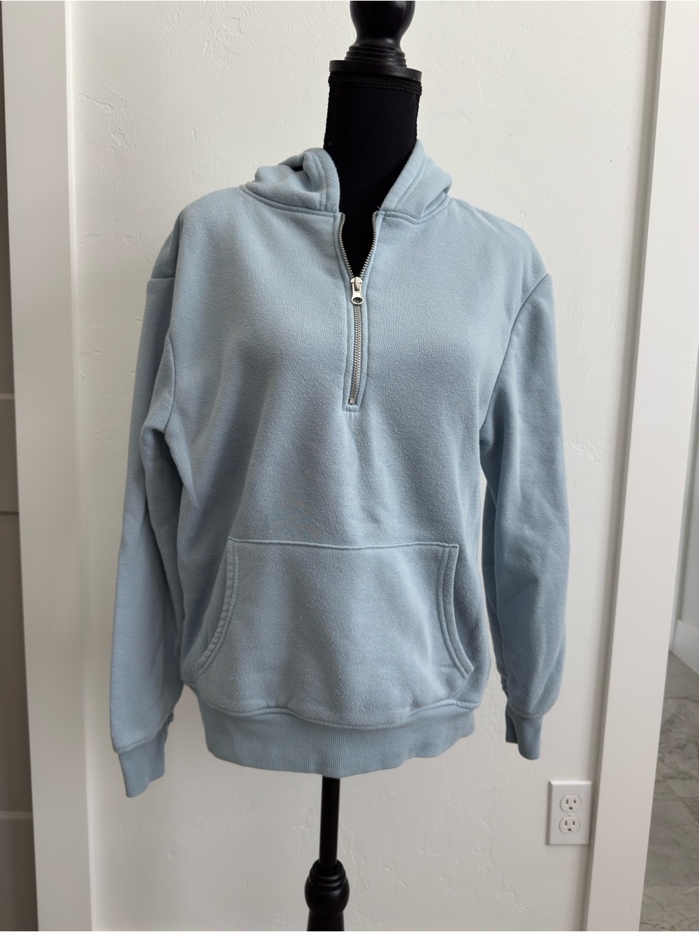 Better Together Light Blue Half Zip Hoodie Sweatshirt
Sz M